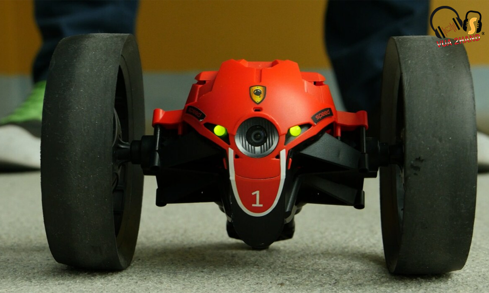 Parrot Jumping Race MiniDrone